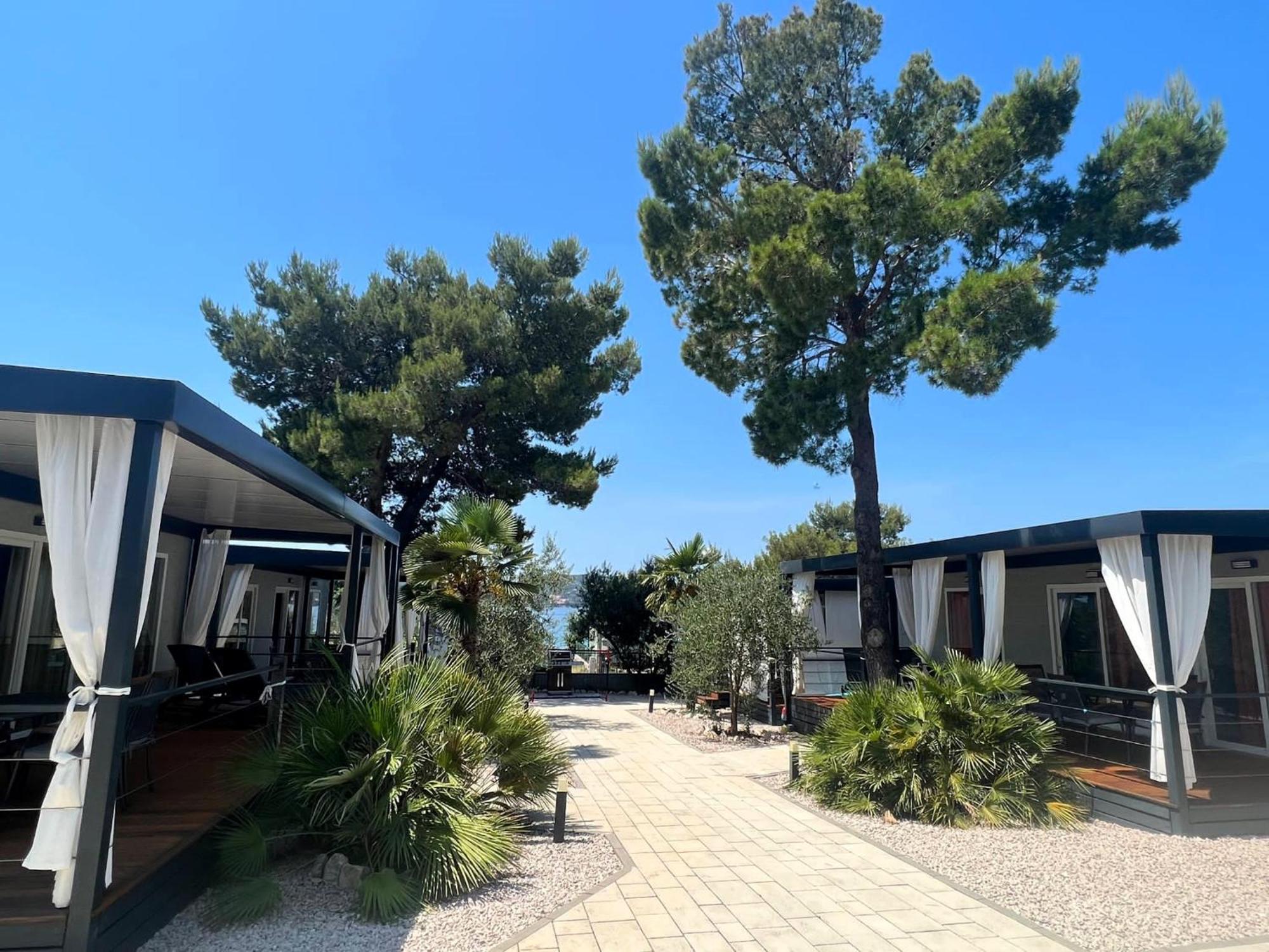 Dalmaris camp - prestige mobile homes Biograd na Moru Exterior foto