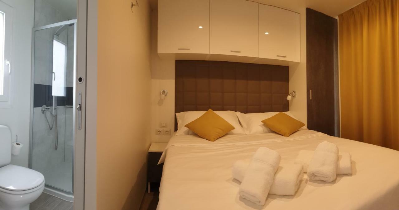 Dalmaris camp - prestige mobile homes Biograd na Moru Exterior foto