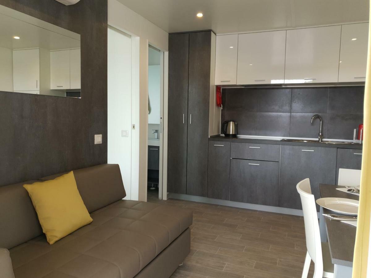Dalmaris camp - prestige mobile homes Biograd na Moru Exterior foto